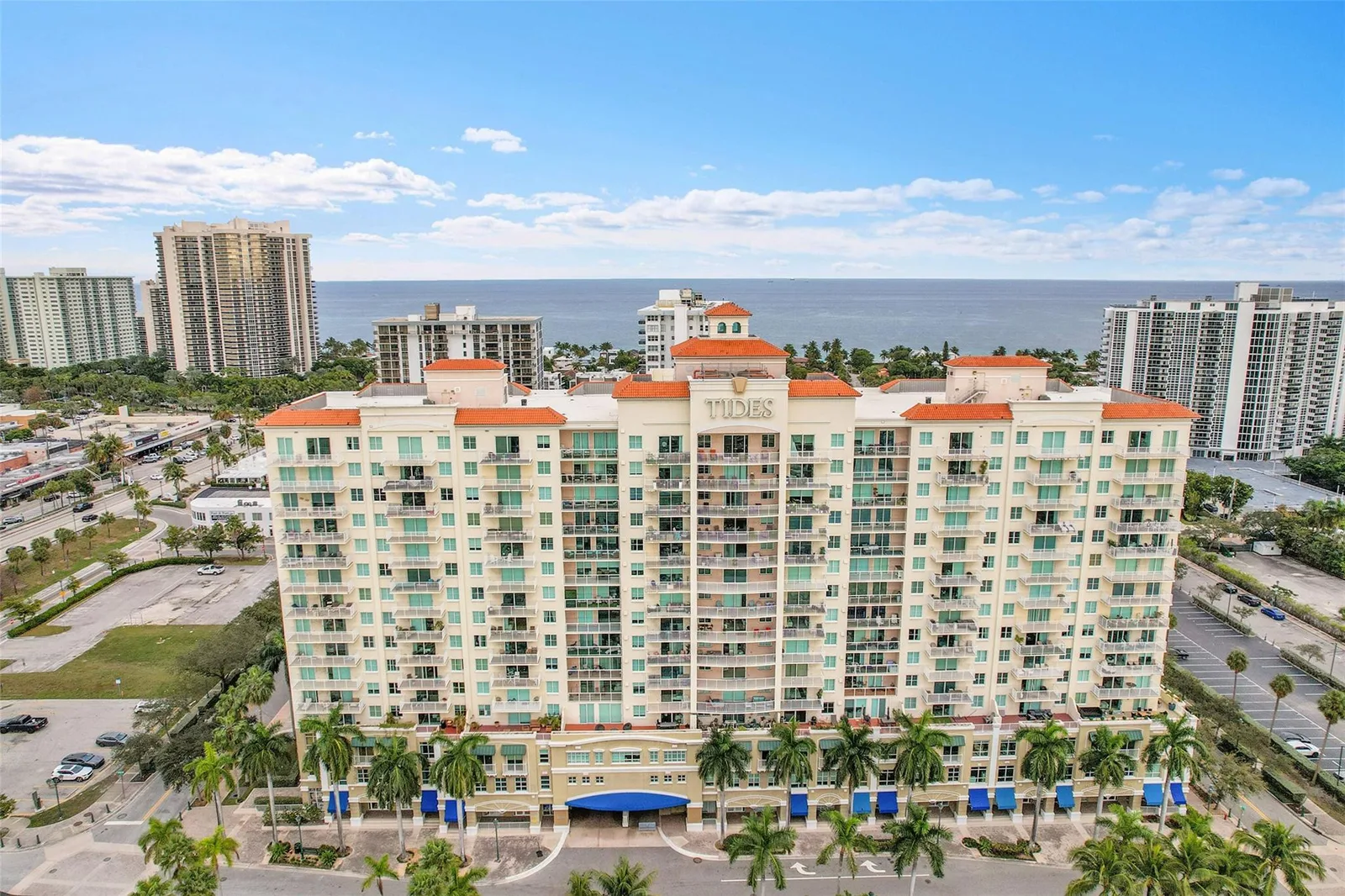 Tides At Bridgeside