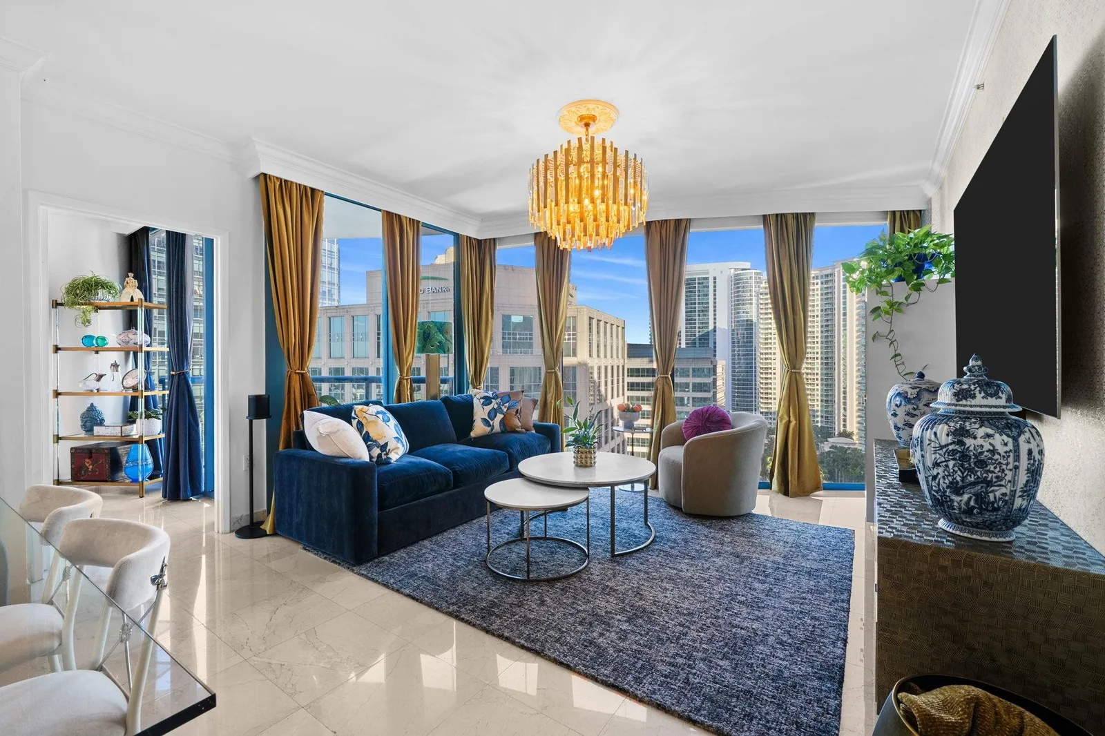 Las Olas River House