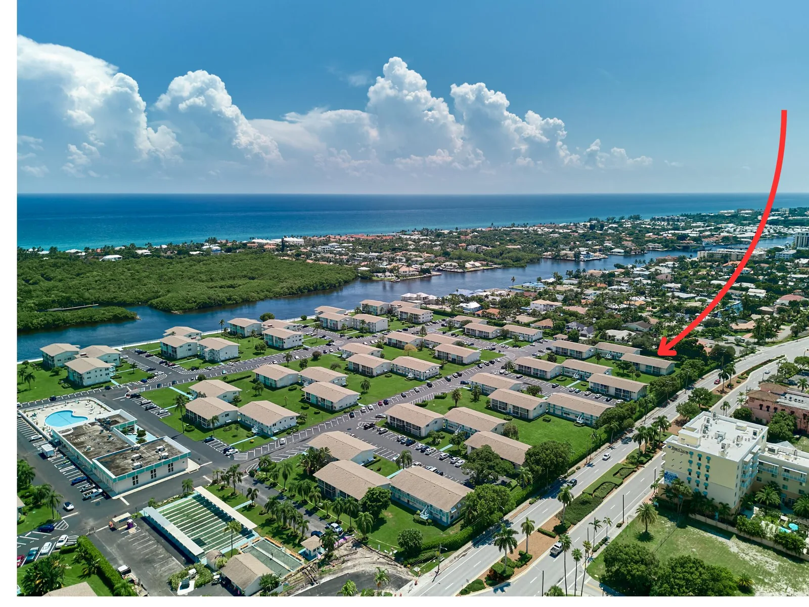 Sterling Village 880 Condo