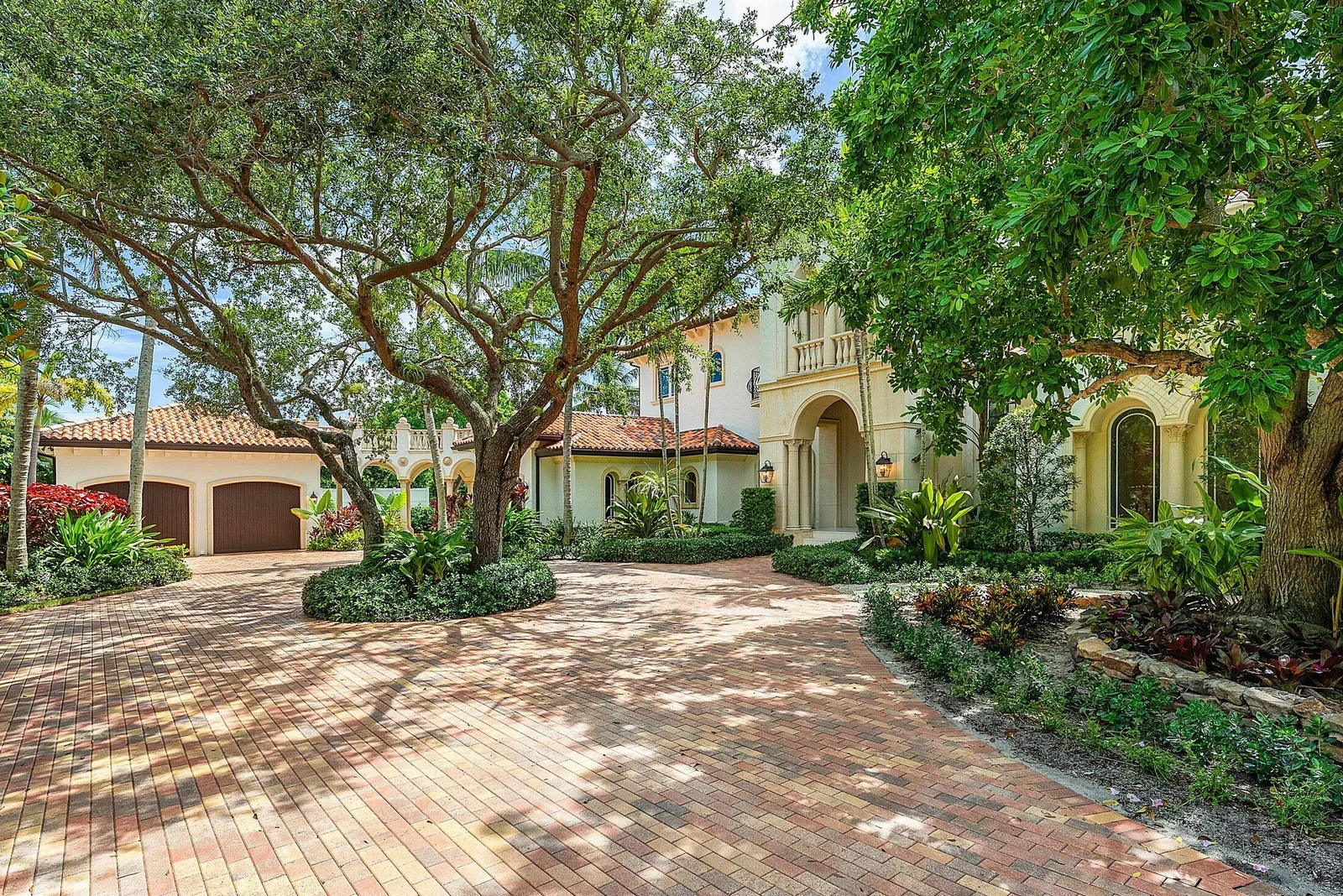 Lake Shore Estates