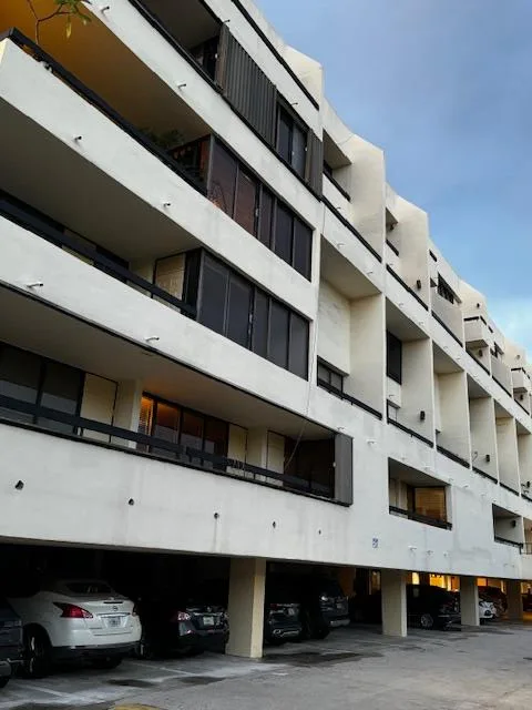 Pointe South
