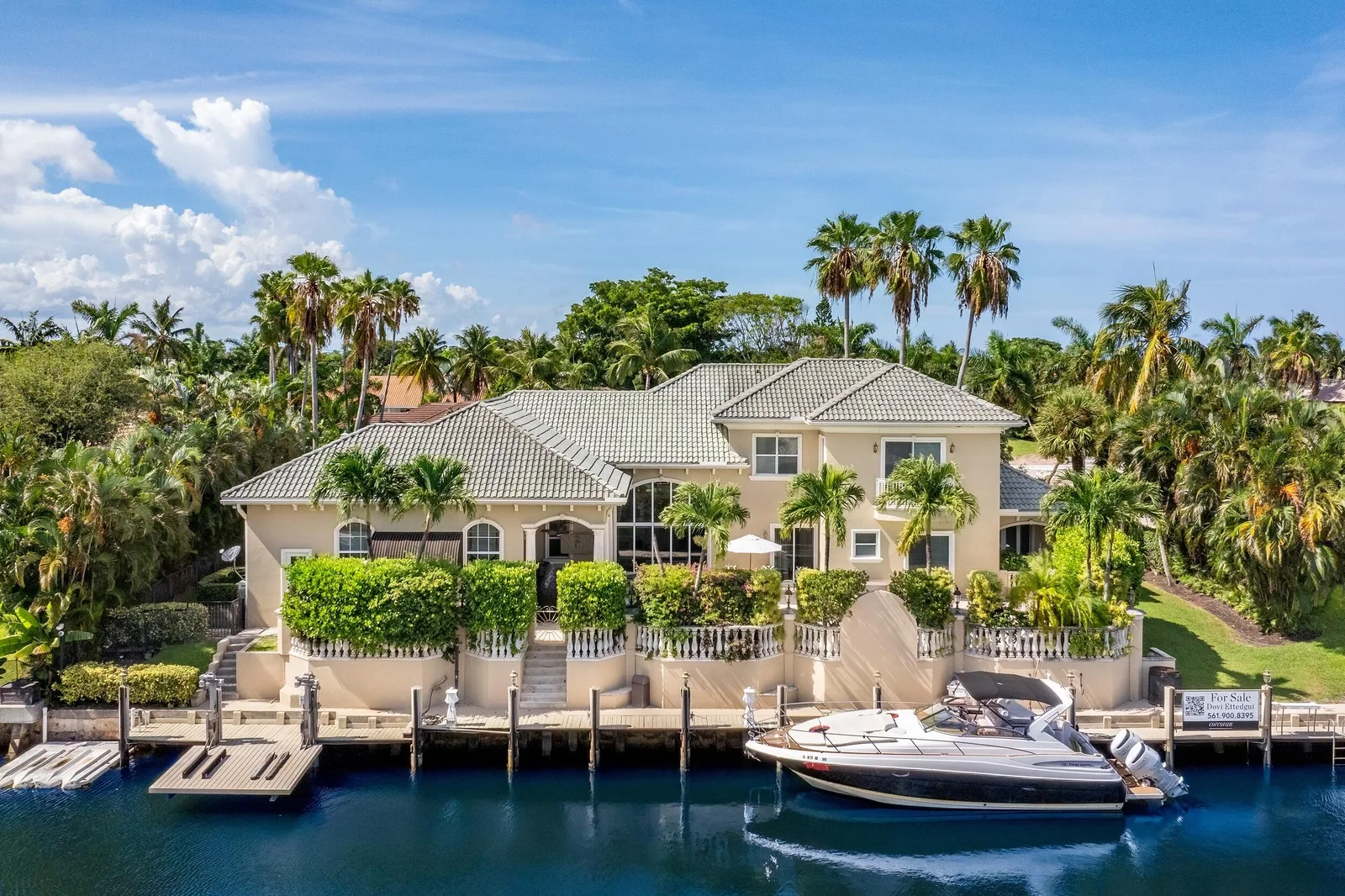 Boca Bay Colony