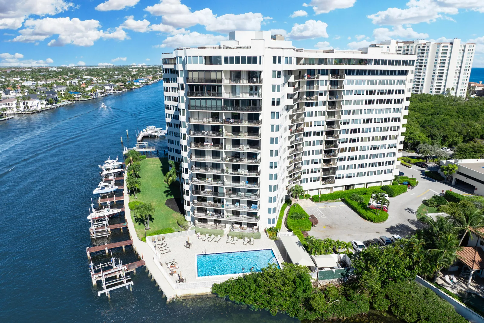 Regency Highland Club Condo