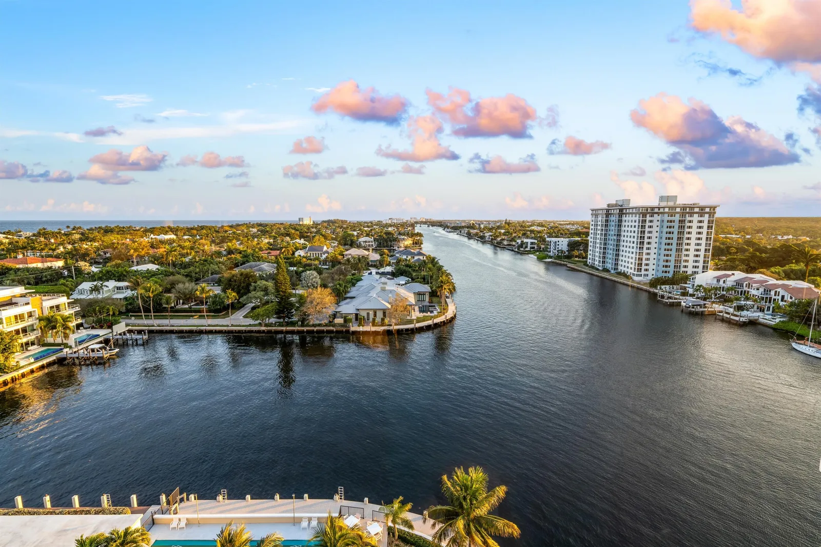 Seagate Manor Condo