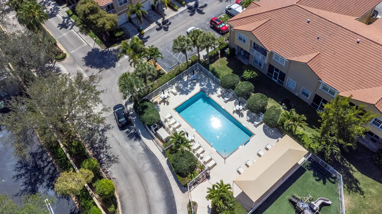 Tequesta Trace Condo