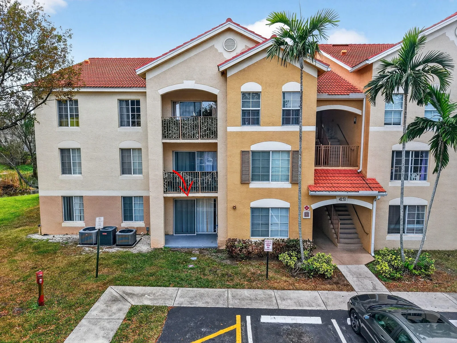 Emerald Isle At Laguna Lakes Condo