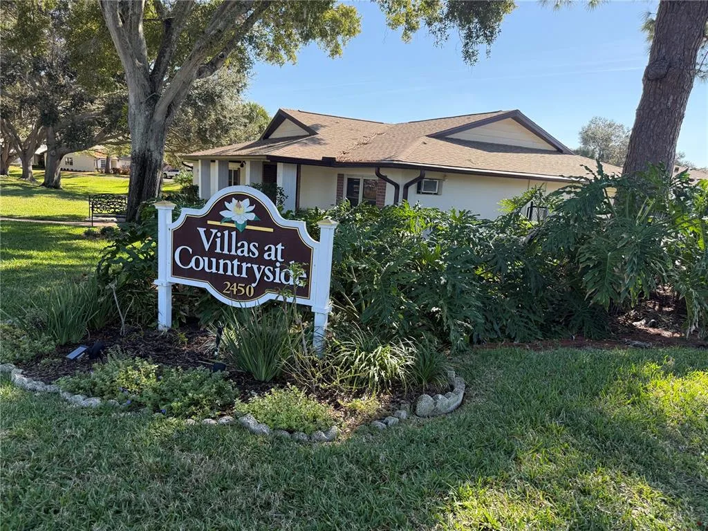 Villas At Countryside The