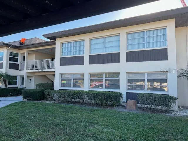 Gulf Harbors Condo
