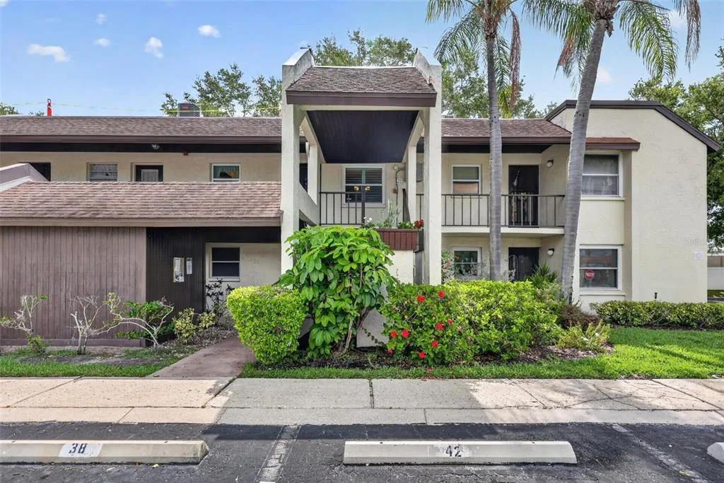 Willowbrook Condo