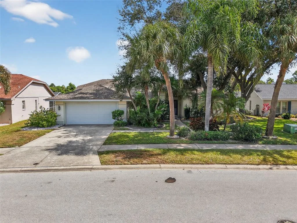 Amblewood Gulf Trace