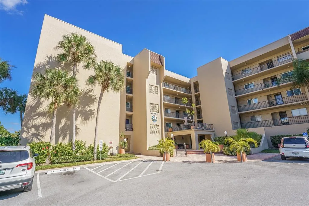 Lake Tarpon Sail & Tennis Club