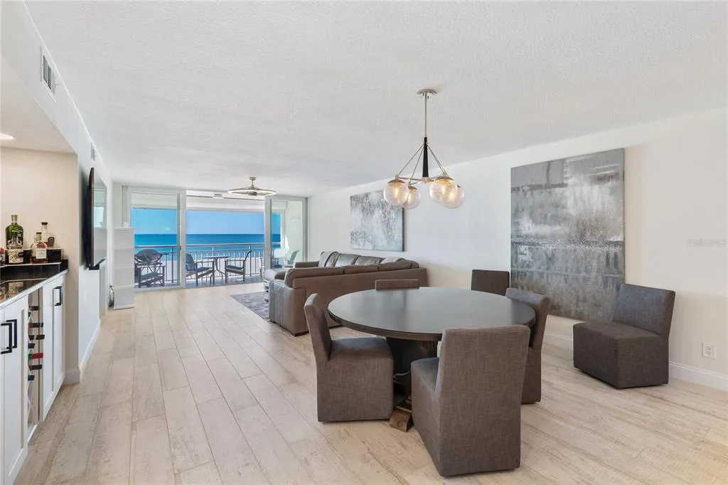 Sereno Del Sol Condo