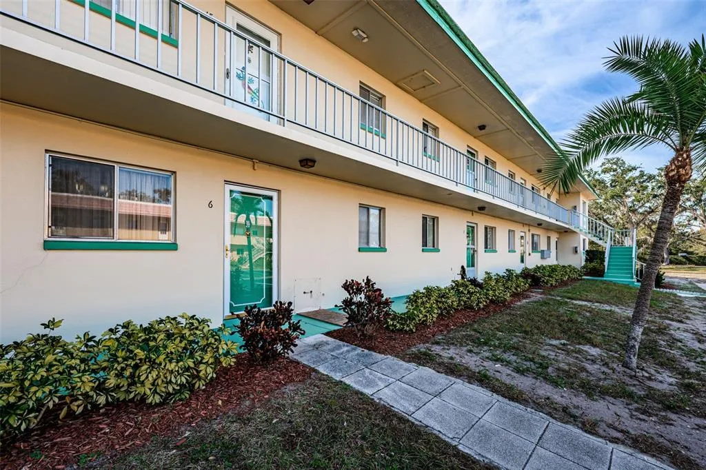 Greenbriar Condo