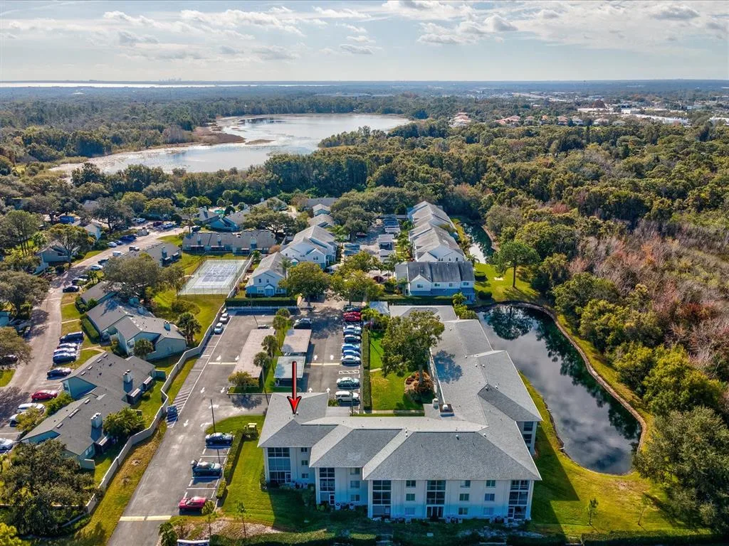Oaks Of Northwood Condo
