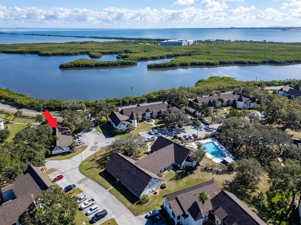 Harbour Towne Condo