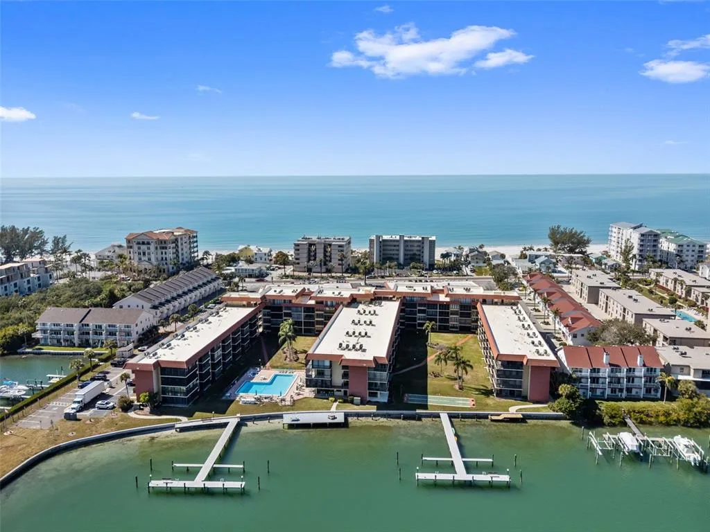 Bay Mariner The Condo