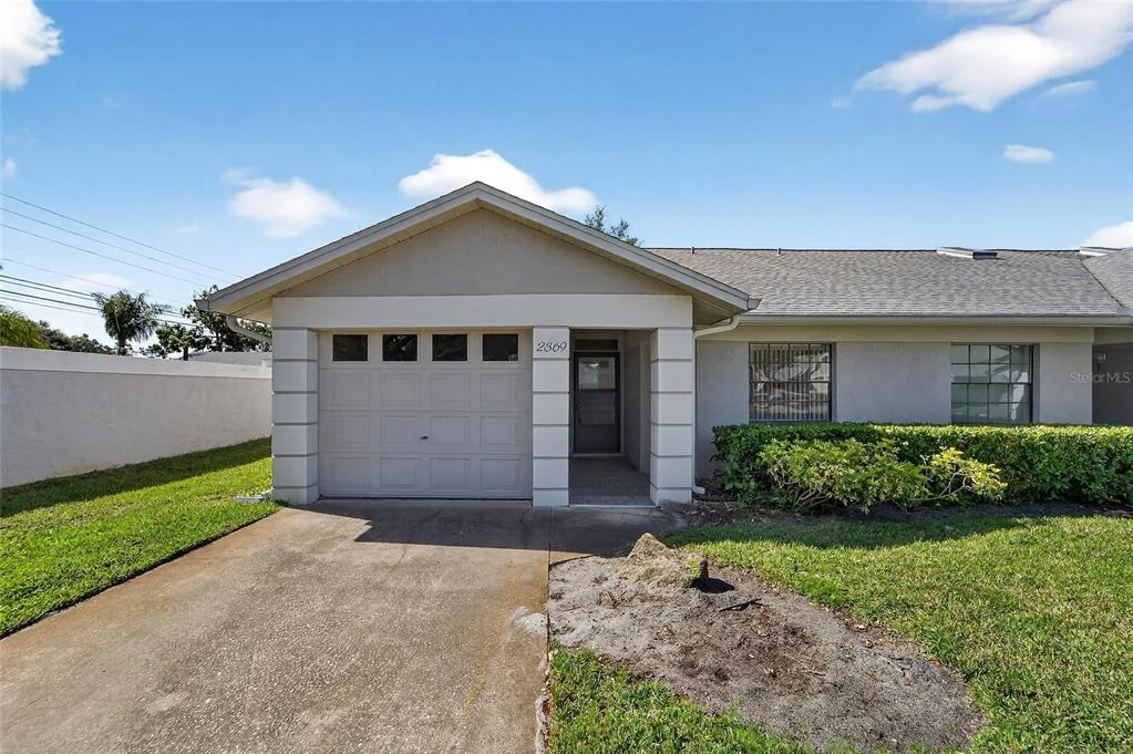 Villas Of Forest Park Condo