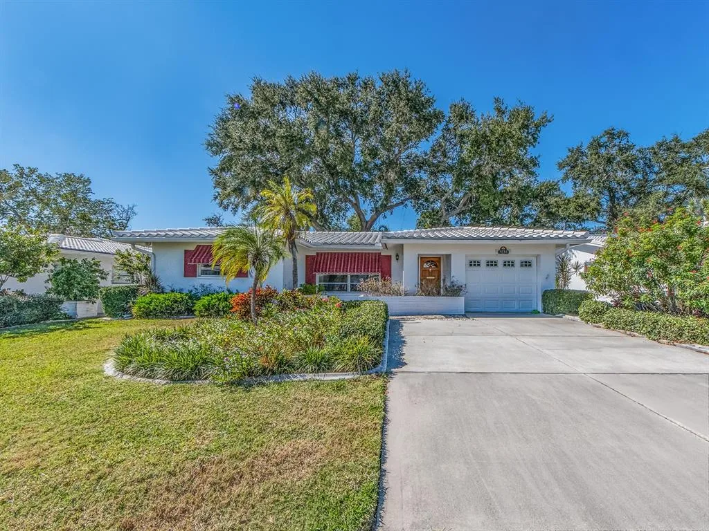 Tamarac By The Gulf