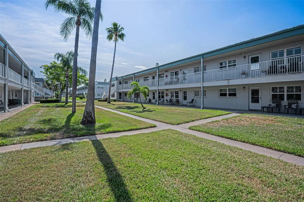 Paradise Shores