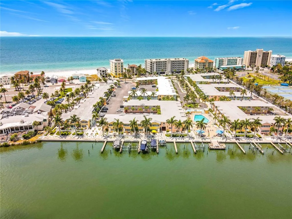 Barefoot Beach Resort Of Indian Shores