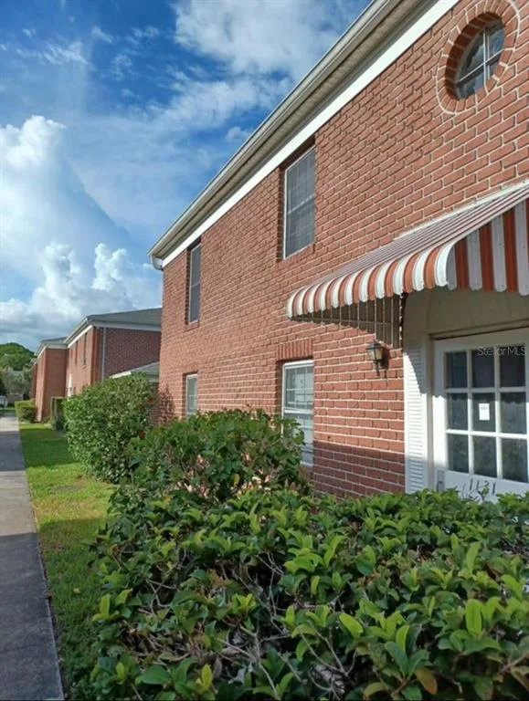 Jamestown Condo