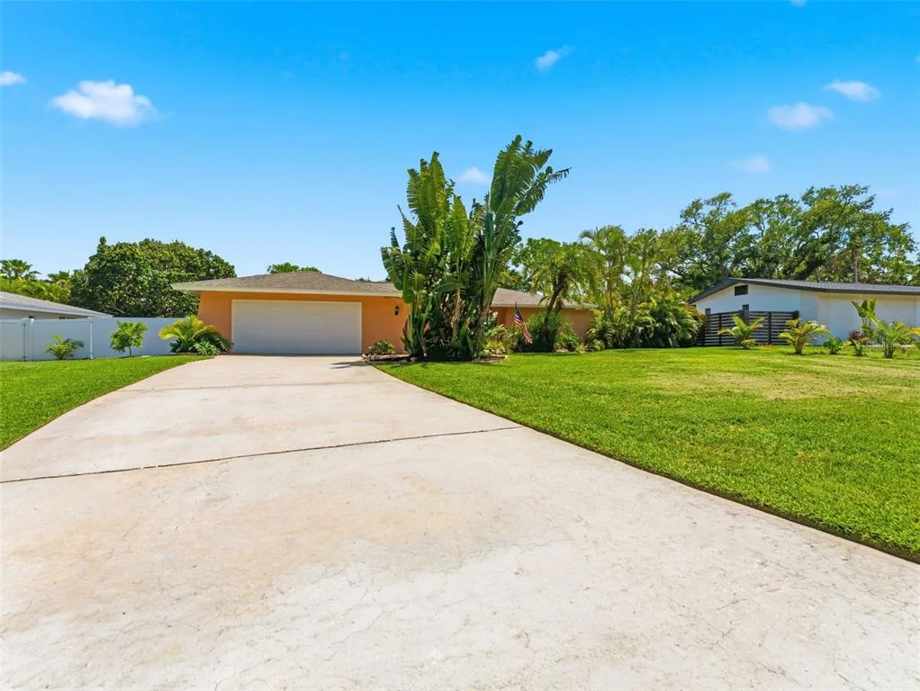 Del Oro Groves