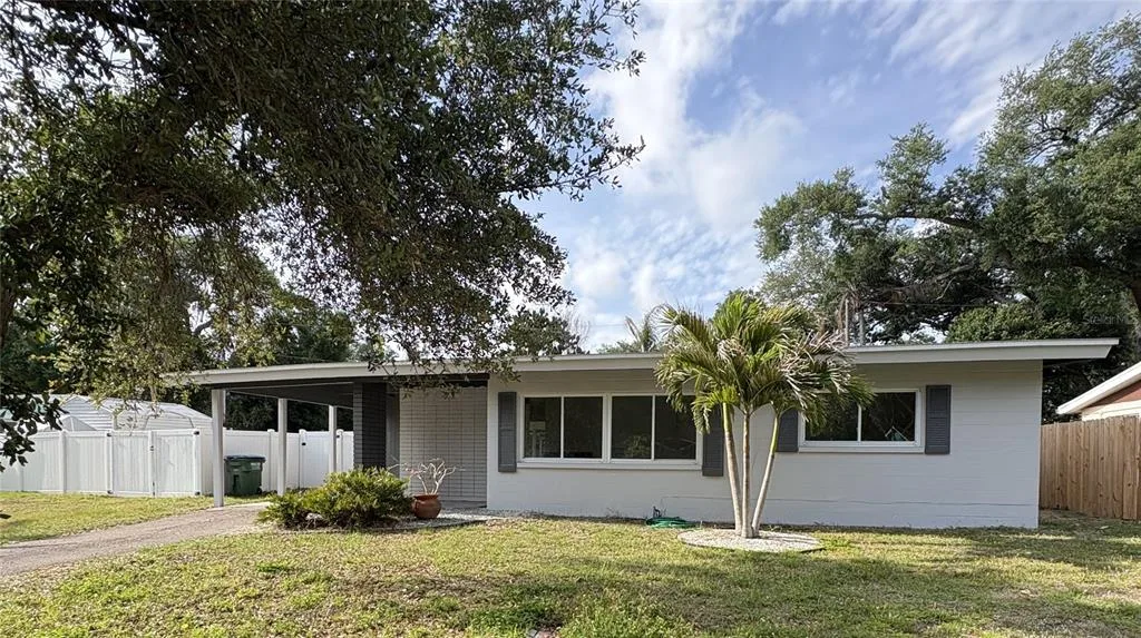 Orange Estates Of St Pete