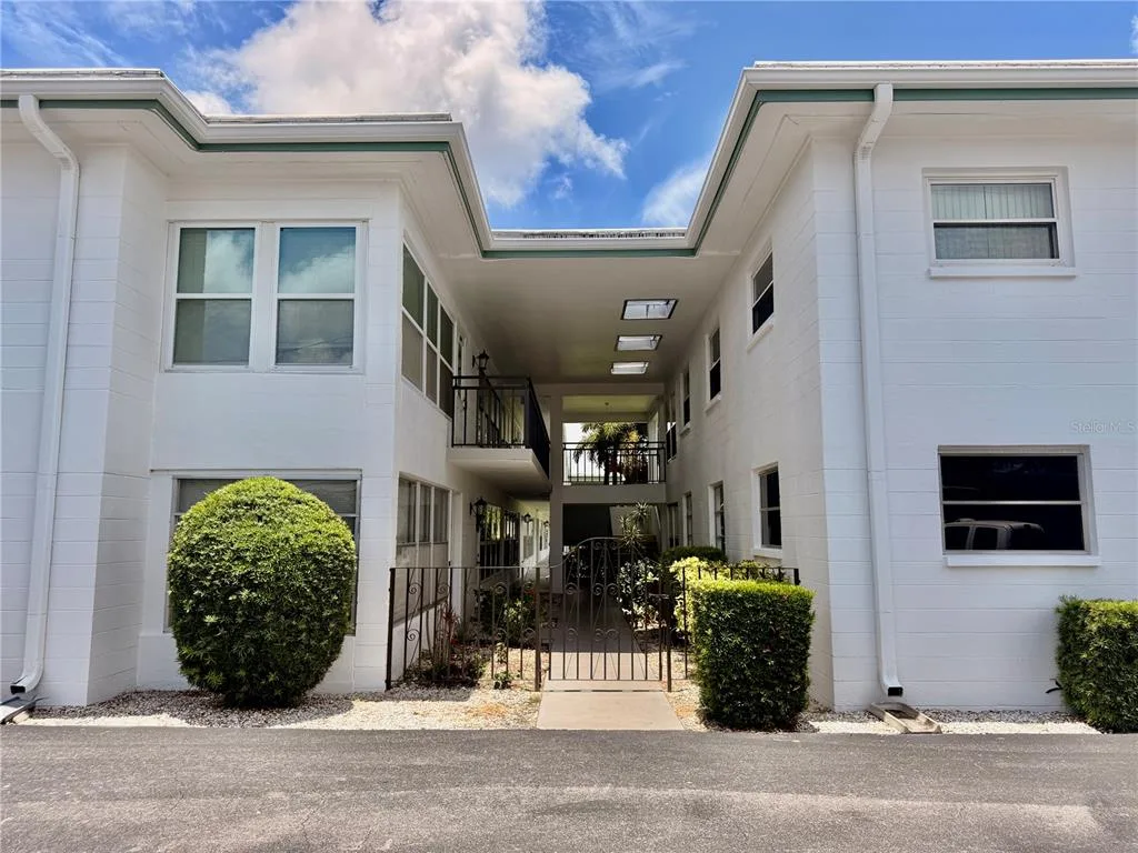 Tiffany Gardens Apts Condo