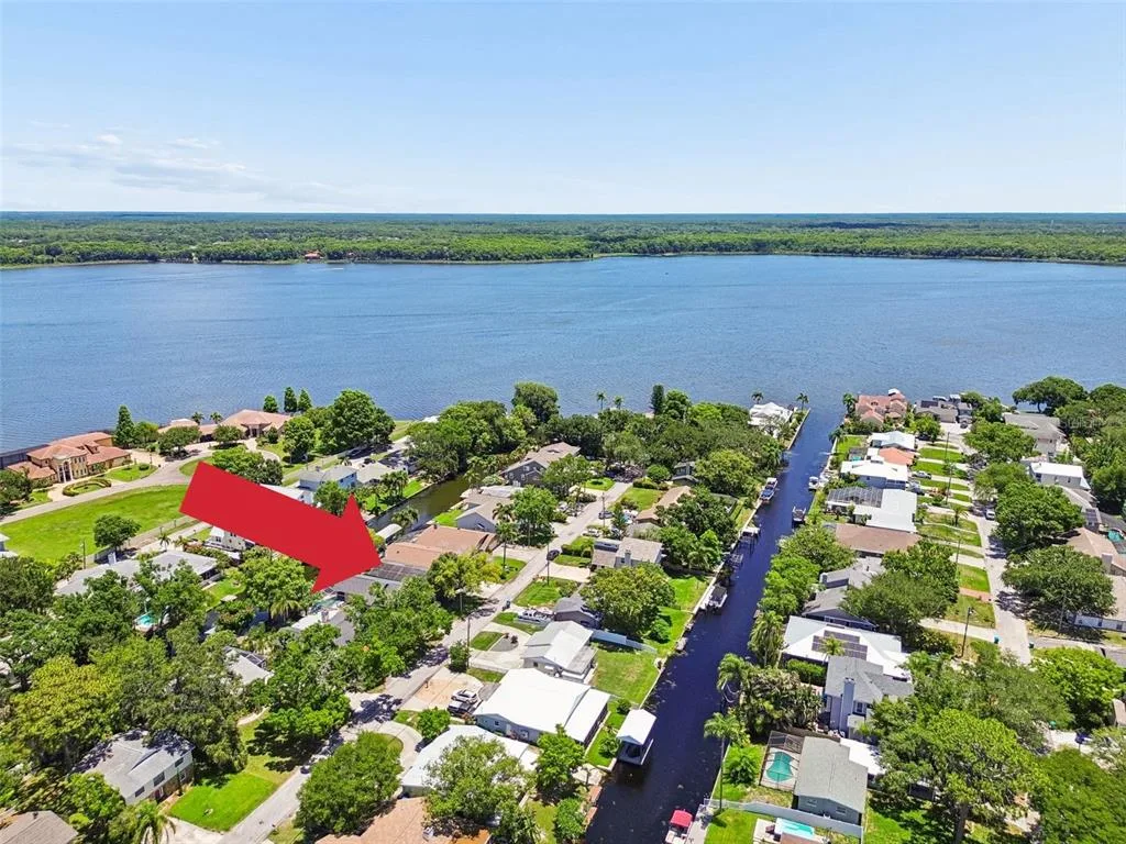 Lake Tarpon Estates