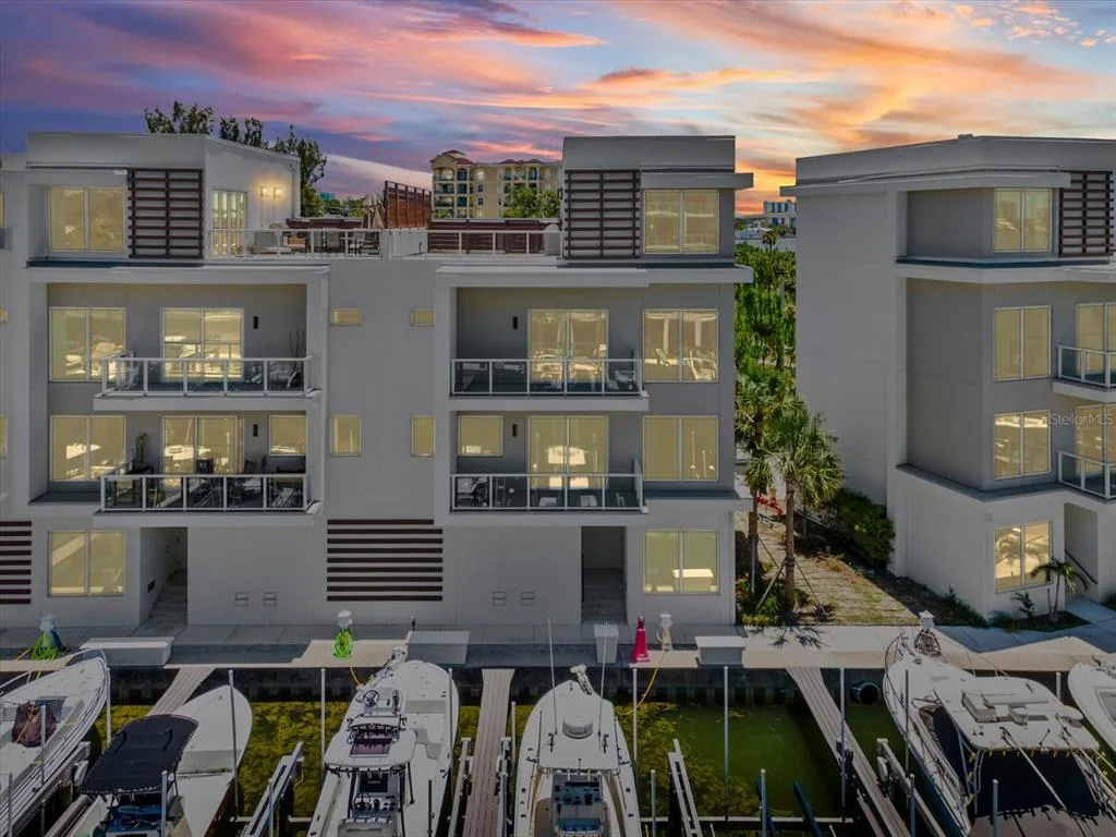 Marina Bay Master Condo