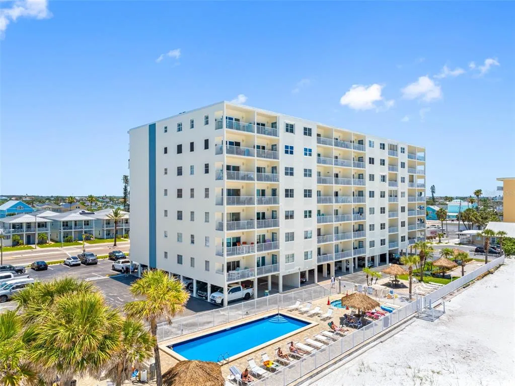 Sea Breeze Of Madeira Condo