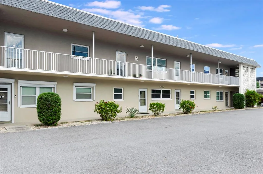 Tyrone Garden Apts Condo