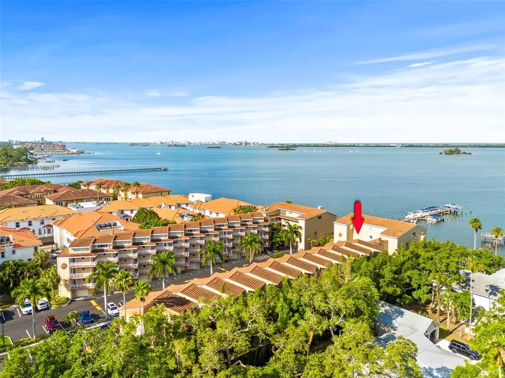 Royal Yacht Club North Condo