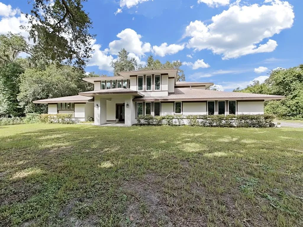 Scanlon Country Estates