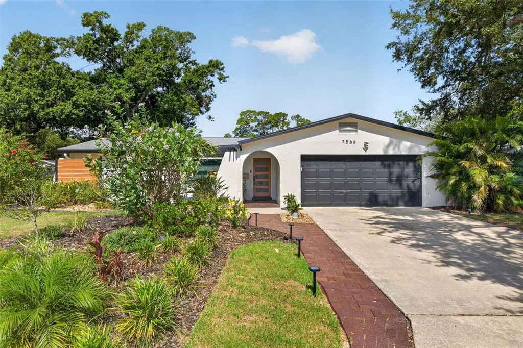 Meadow Lawn Pinellas