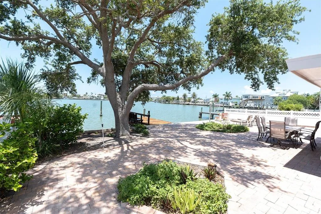 Redington Beach Homes 6th