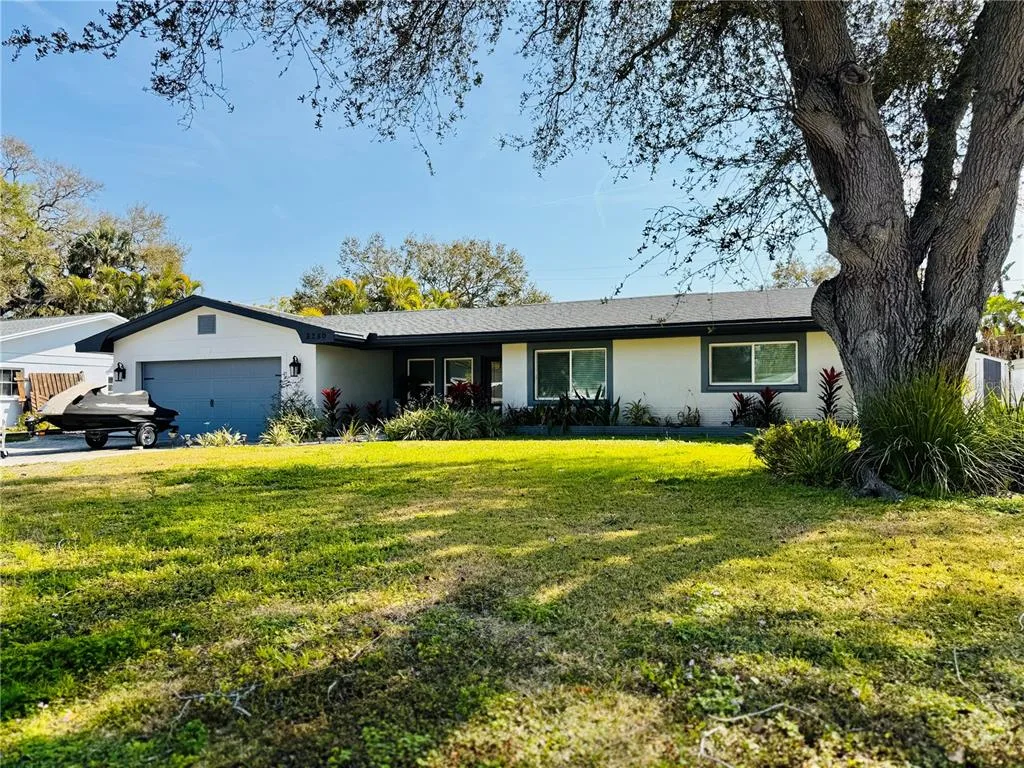 Boca Ciega Woodlands