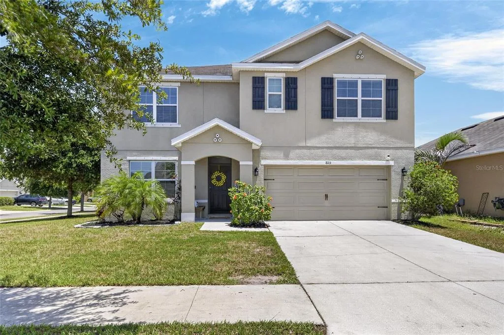 Carriage Pointe South