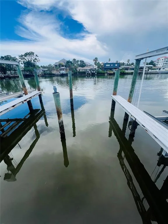 Venetian Shores Condo