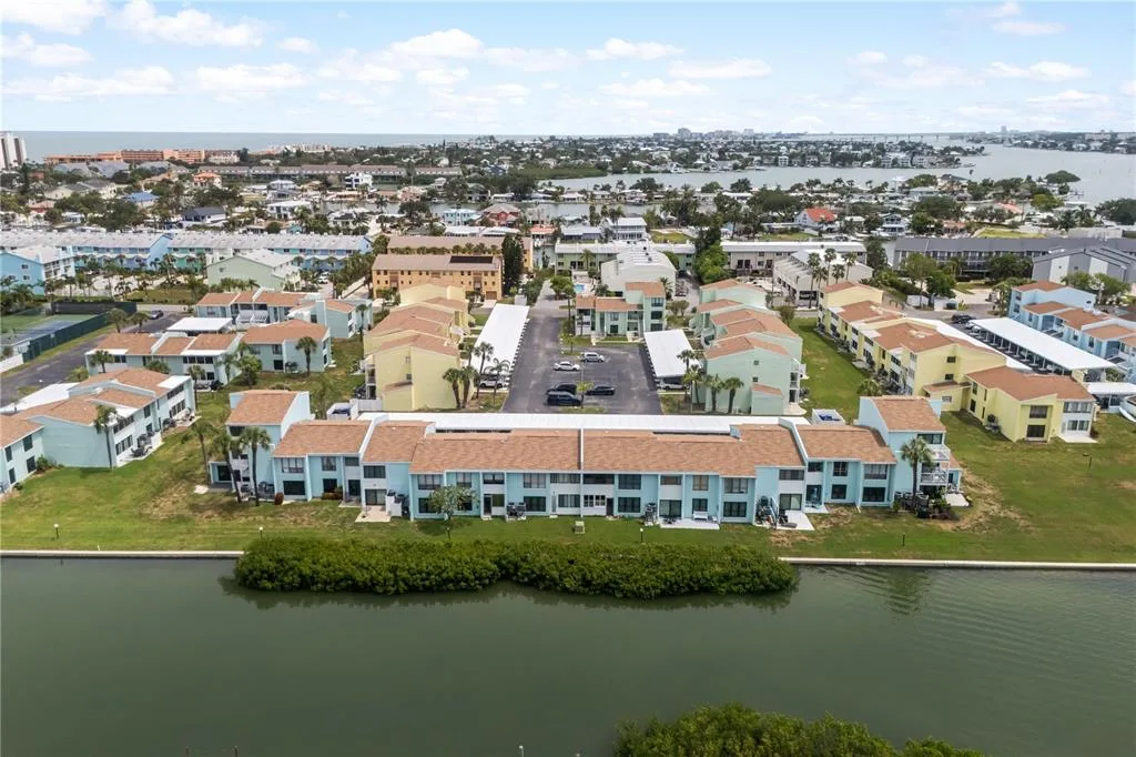 Windrush Cove Condo