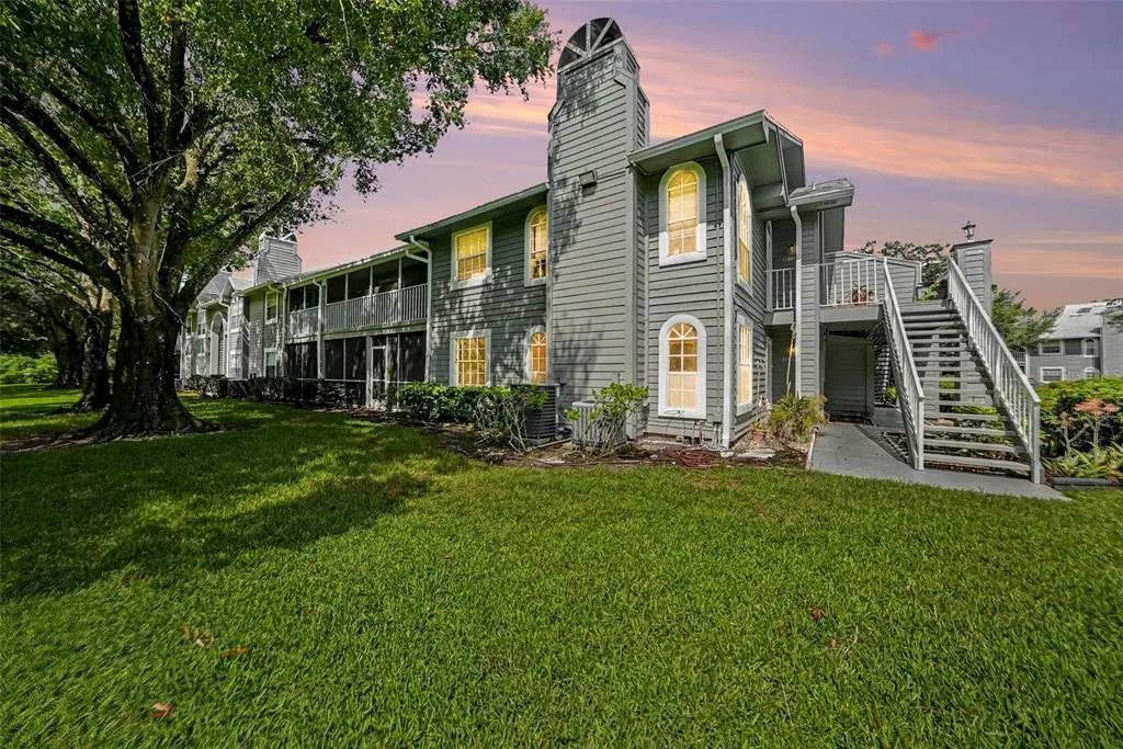 Raintree Village Condo N