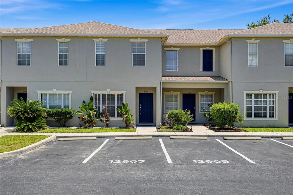 Kings Lake Twnhms