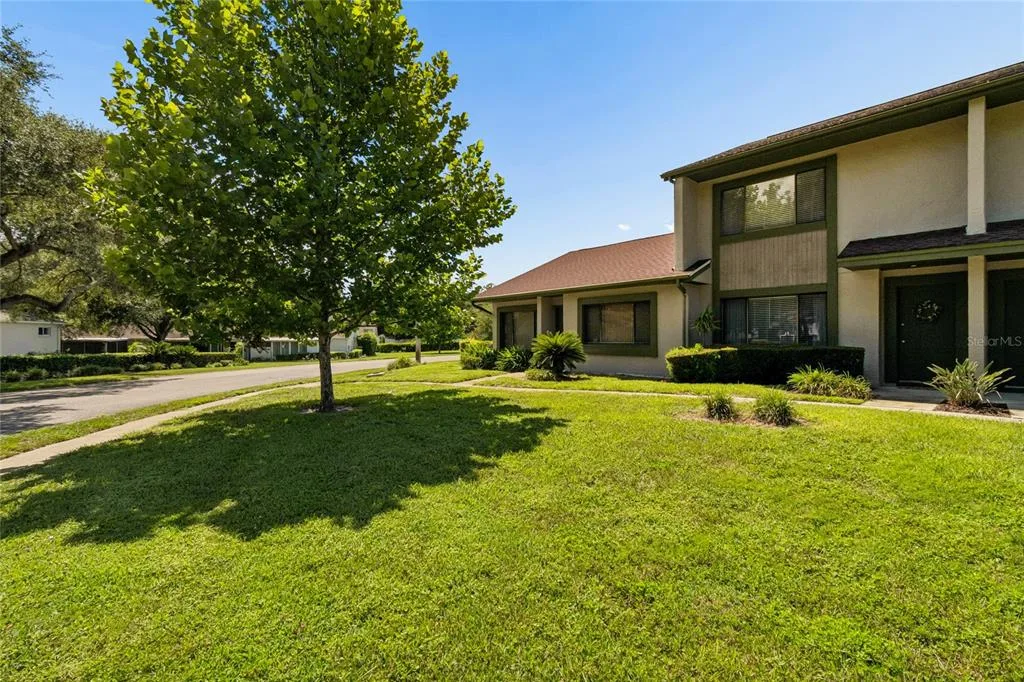 Meadowood Condo Village