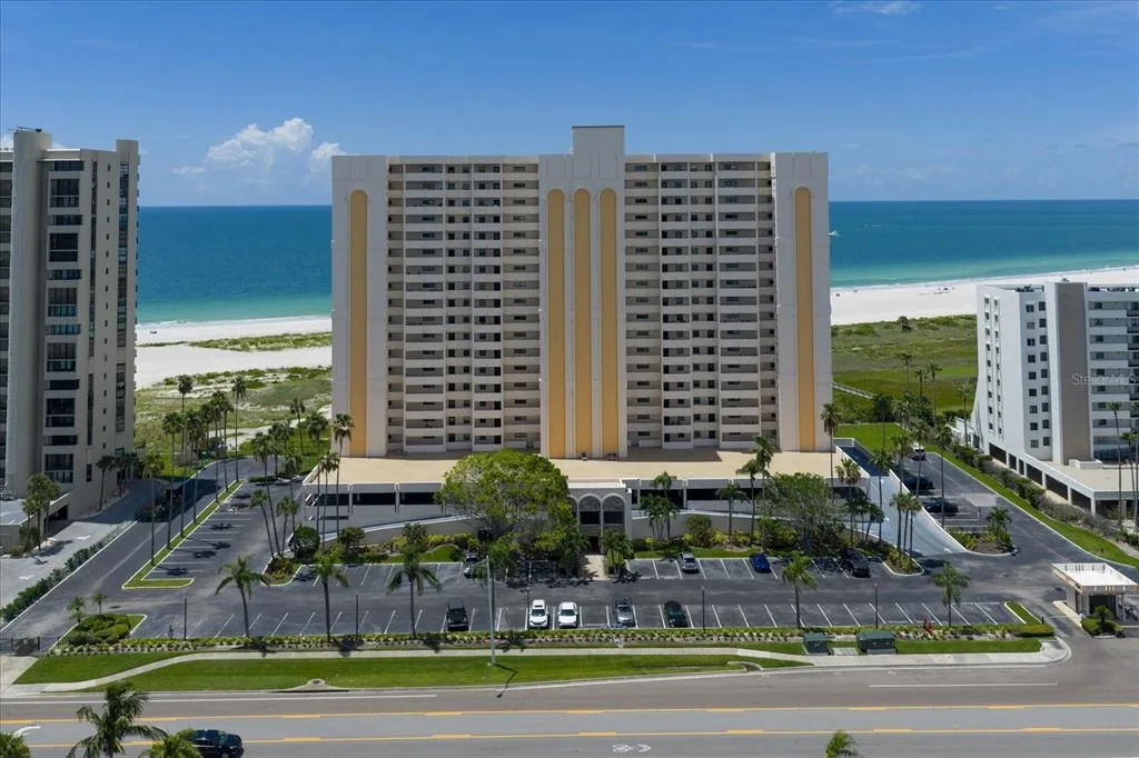 Harbour Light Towers Condo