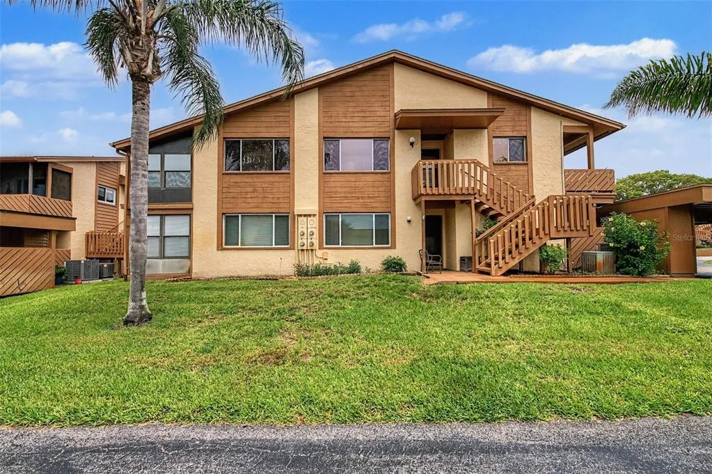 Beacon Lakes Condo