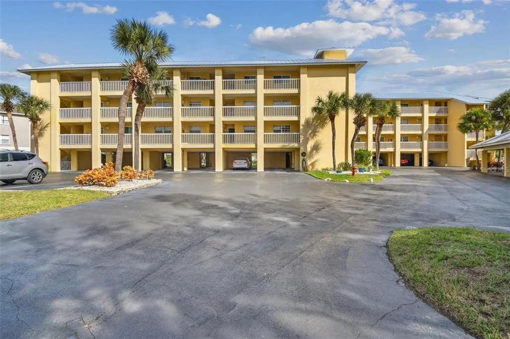 Old Island Inn Condo