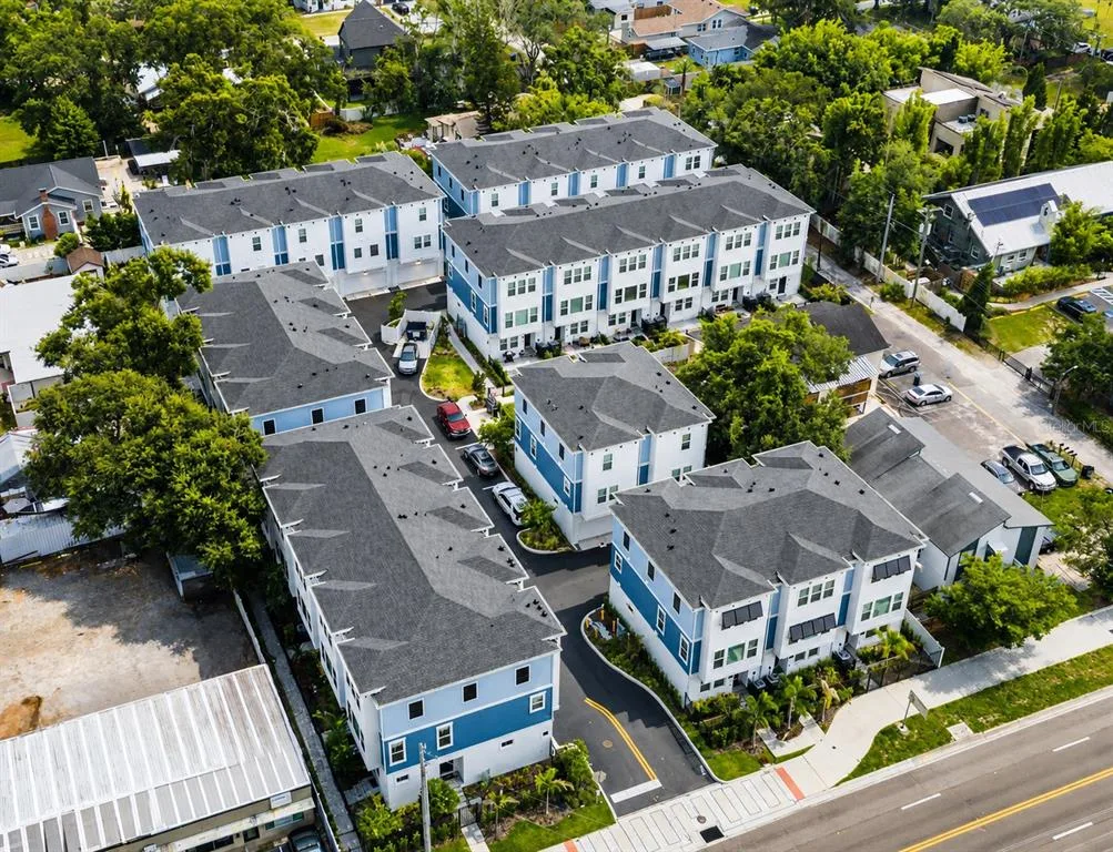 Apex At Seminole Heights