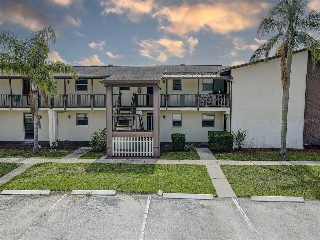 Royal Richey Village Condo