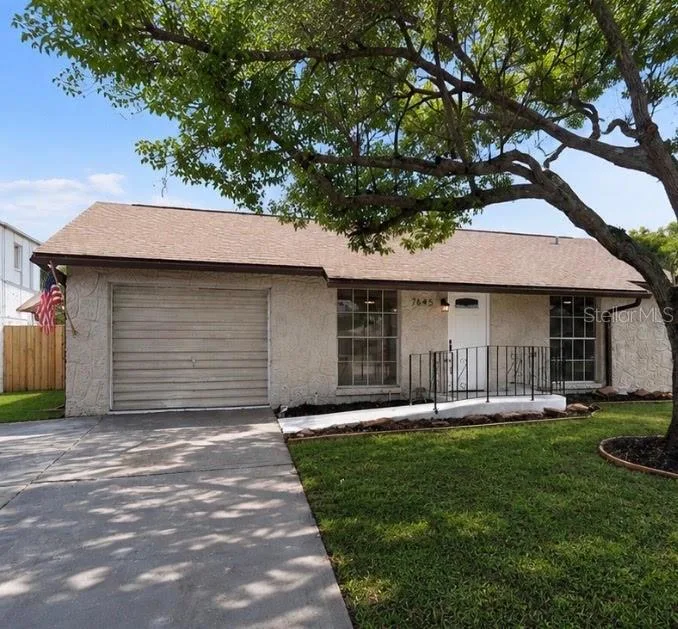 Seven Spgs Homes