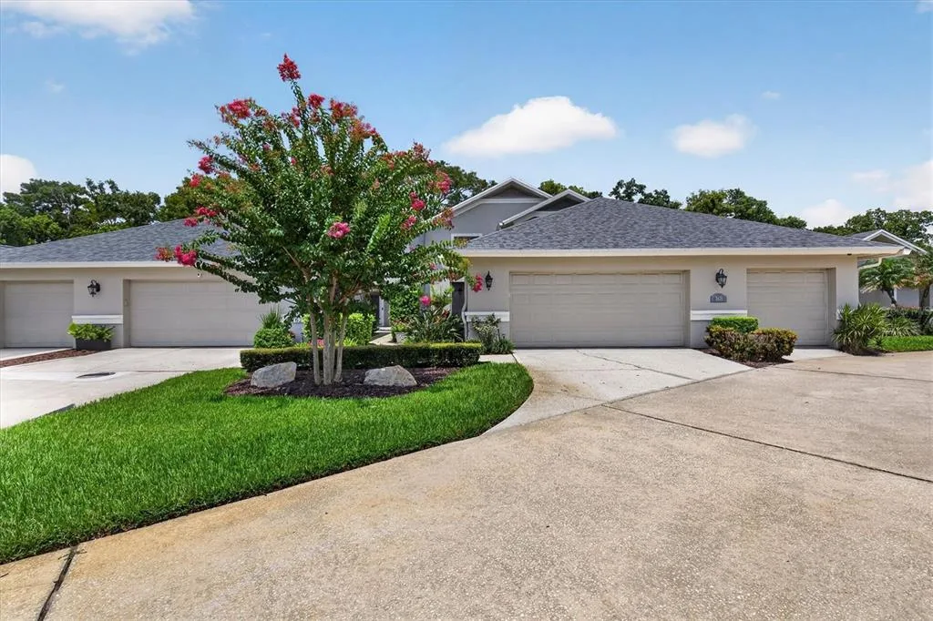 Villas At Cypress Run-west